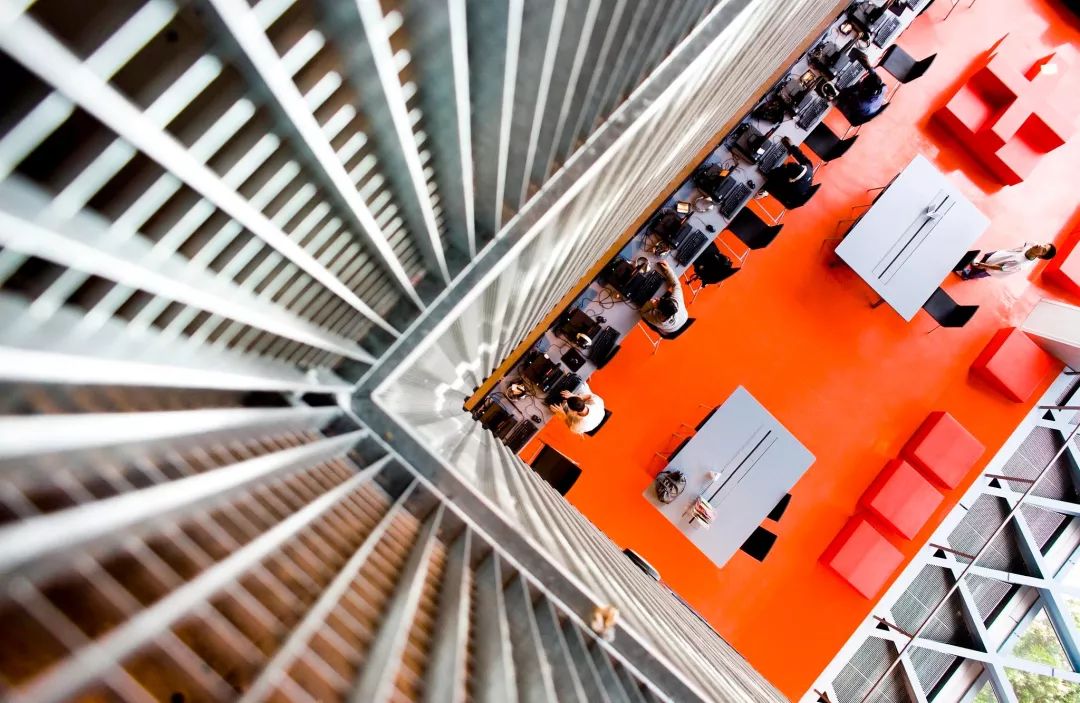 全球「最美图书馆」大赏 | 书香宁静，自然美好-34