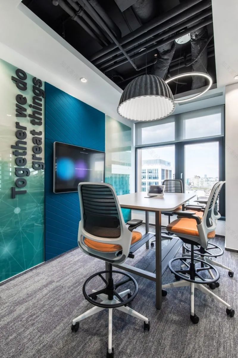 罗马尼亚 NTT 电信办公室丨罗马尼亚布加勒斯特丨Corporate Office Solutions-18