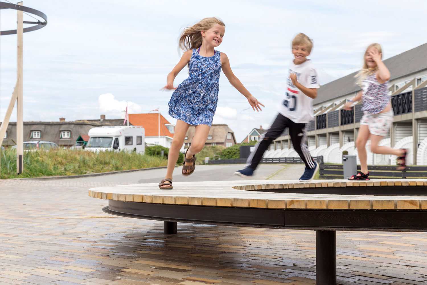 历史砖墙重塑丹麦 Fanø Bad 海滨小镇-12