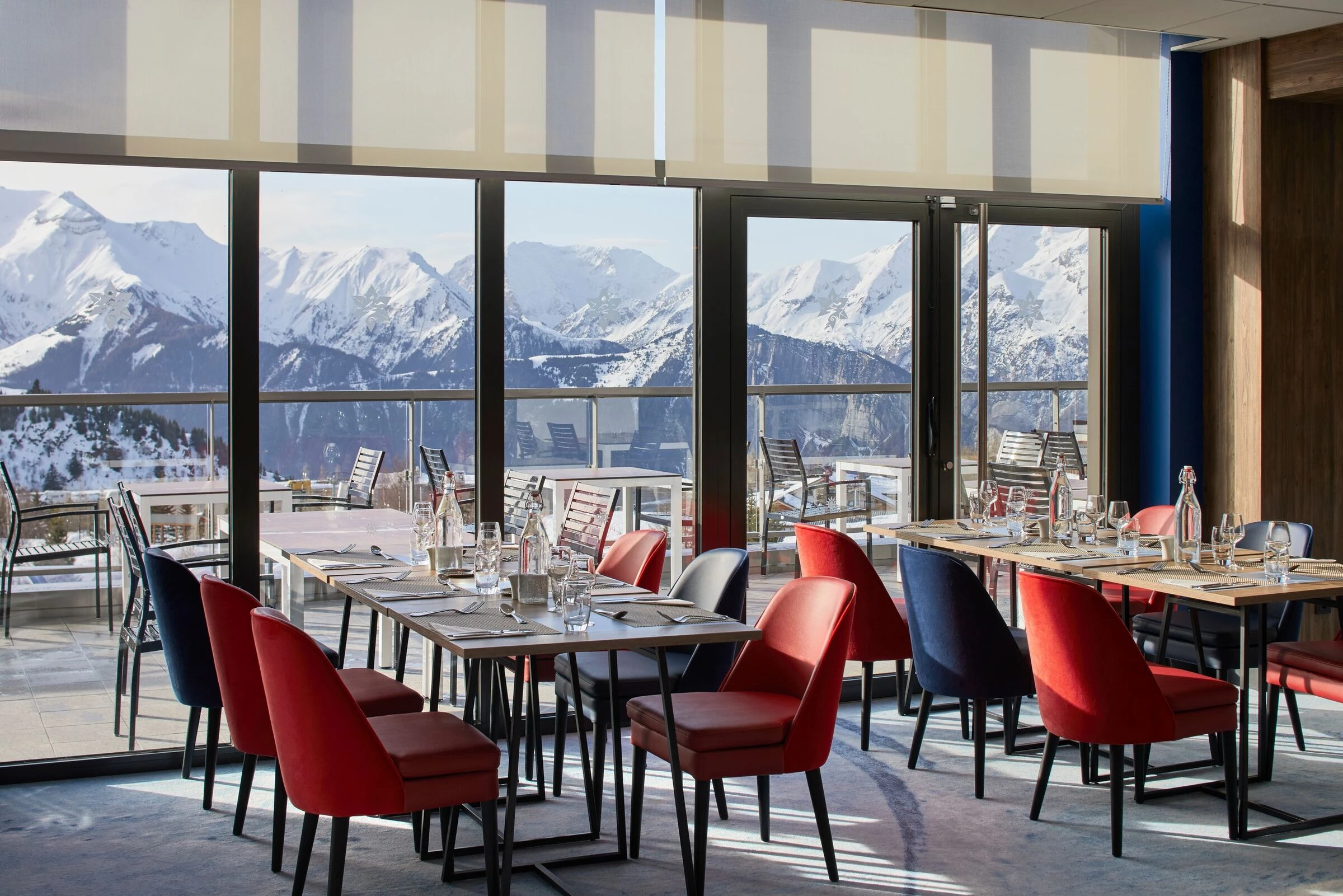 法国阿尔卑斯山脉的 Club Med 度假村,尽享自然美景与舒适体验-14