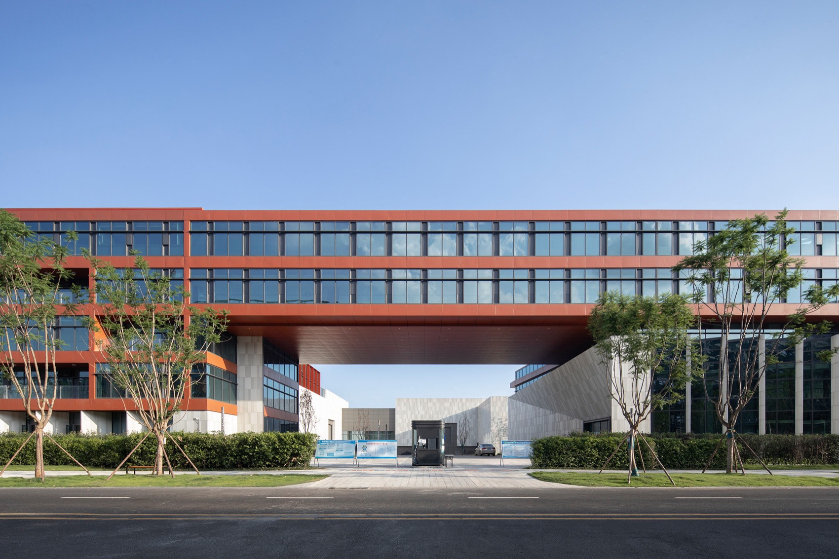 成都天府兴隆湖实验室丨中国成都丨江苏中锐华东建筑设计研究院有限公司荣朝晖工作室,杭州心象建筑设计公司-76