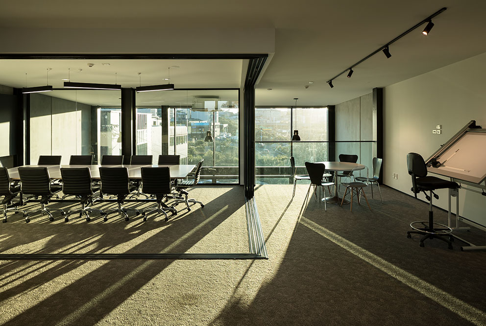 创新建筑公司的生态办公空间-22