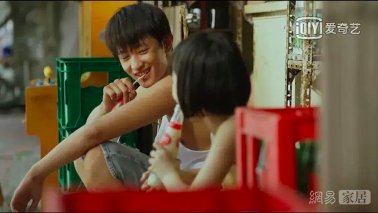 《隐秘的角落》家居设计解读,品味剧情背后的空间美学-83