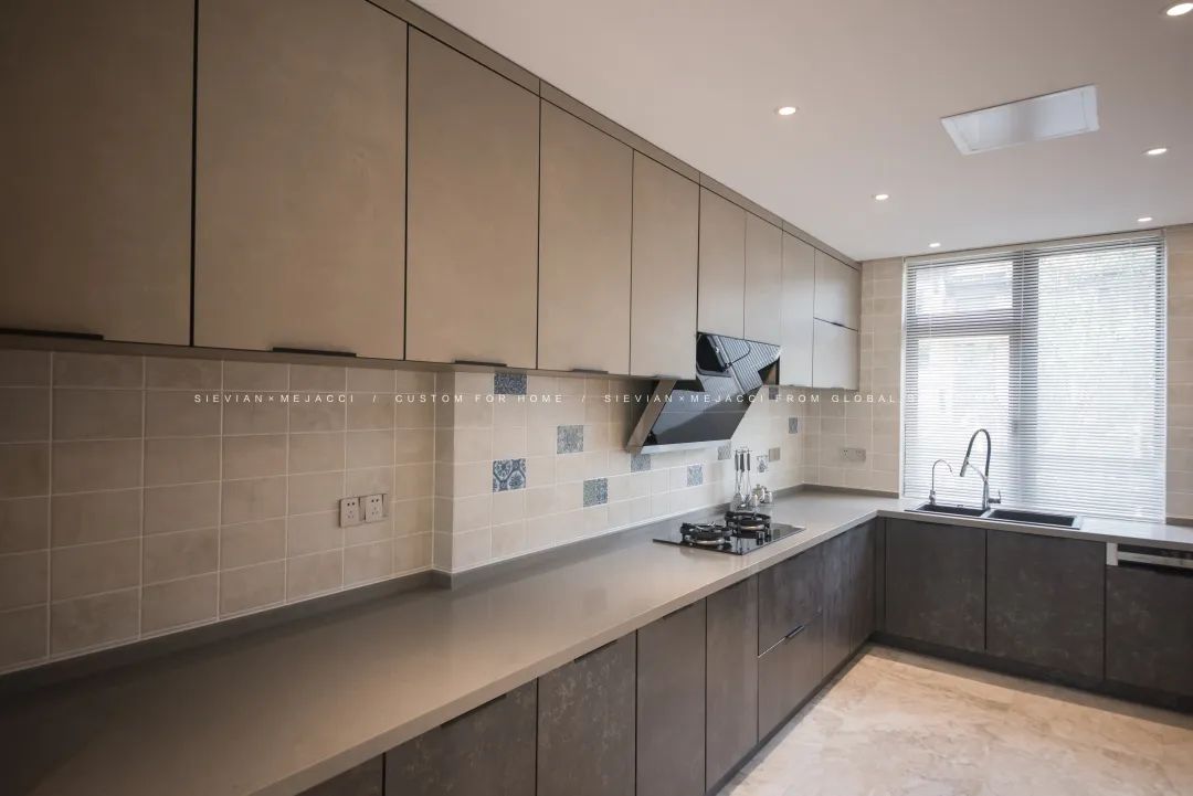 现代版“凿壁取光”厨柜设计丨中国南通丨梅亚奇厨柜-7