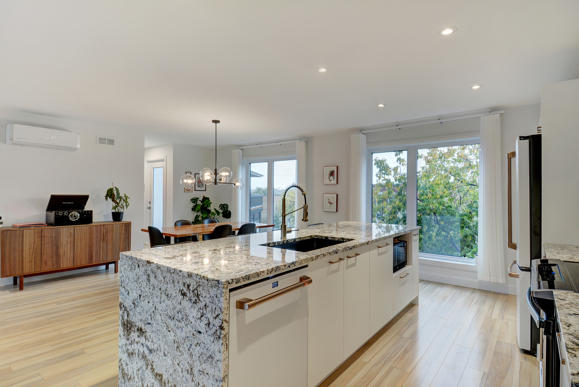 奥齐亚斯公寓丨加拿大魁北克丨Quinzhee Architecture-37