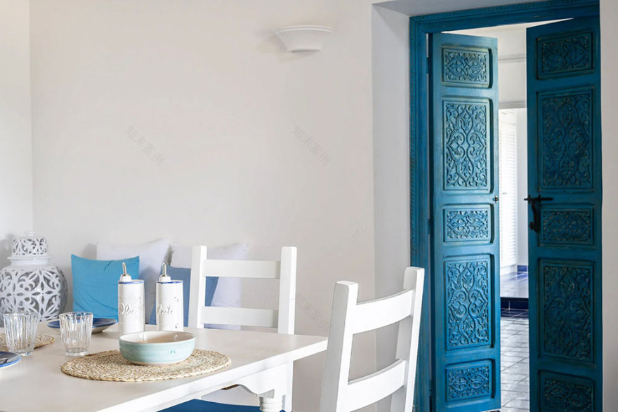 海洋风格与摩洛哥图案:西西里岛鼓舞人心的夏日之家-9