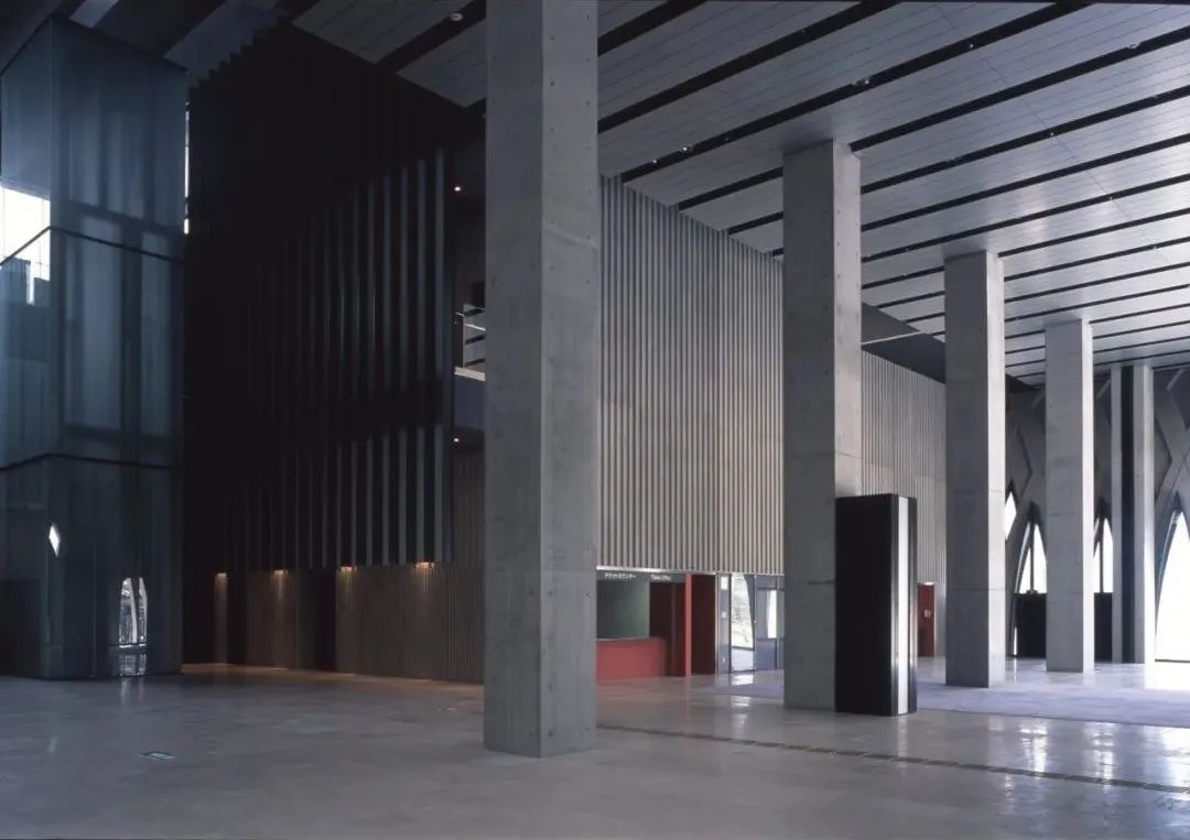 科幻般的机械建筑 · 高松伸的作品解读丨日本-55