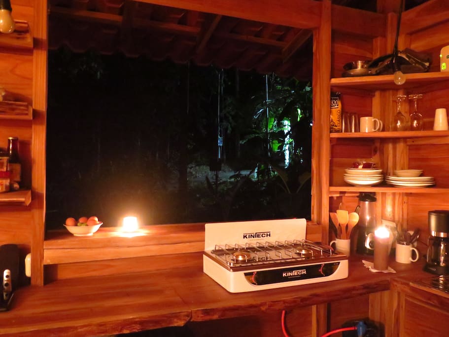 简易风格高脚木屋设计-25