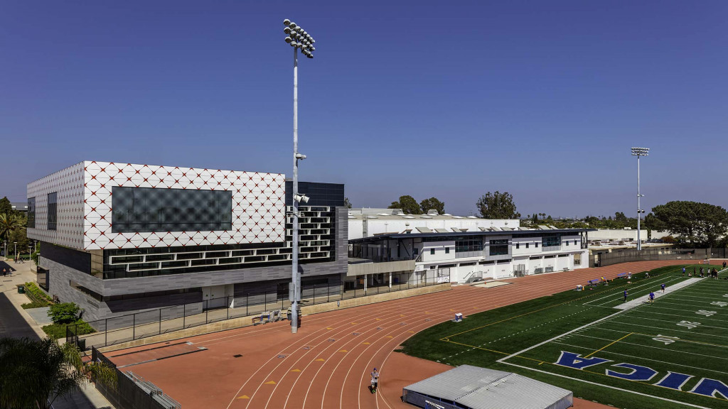 圣塔莫尼卡学院核心性能中心-8