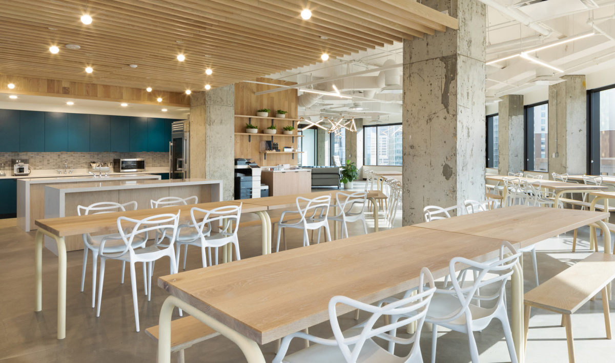 Austin 初创公司 RigUp 现代温馨办公空间-21