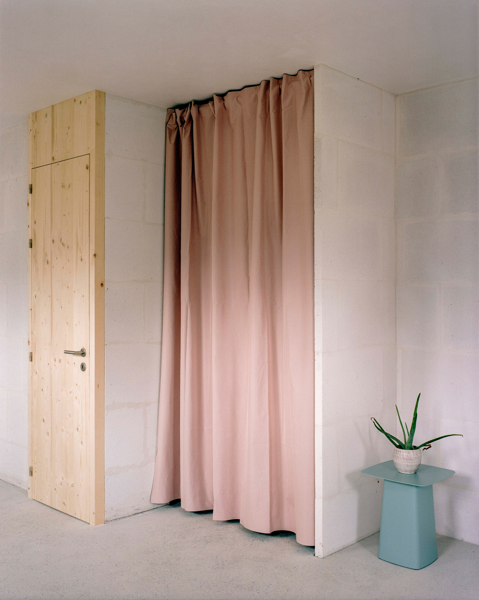 葡萄园中的房子丨瑞士-28