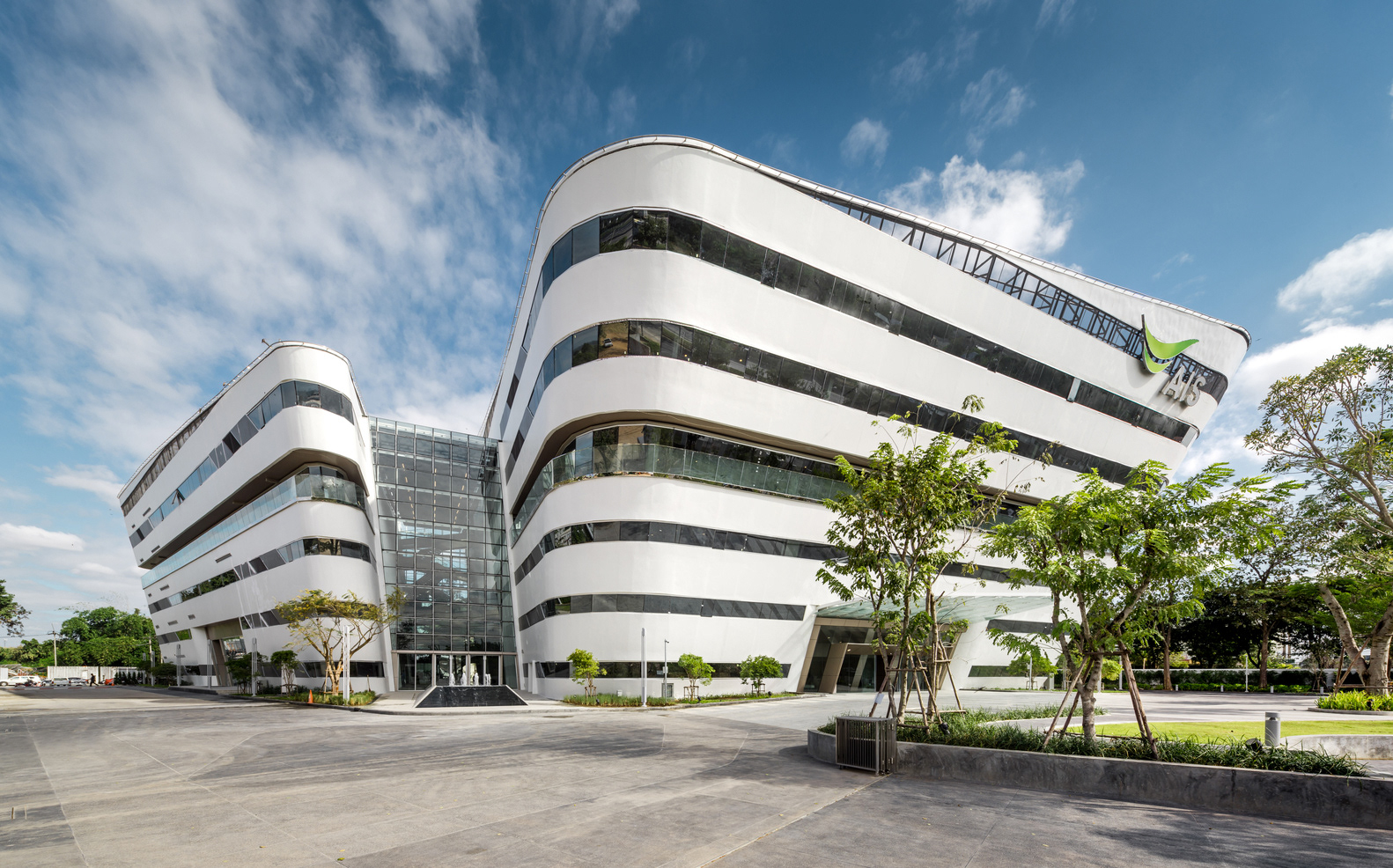 台风风力发电站办公室室内设计-2