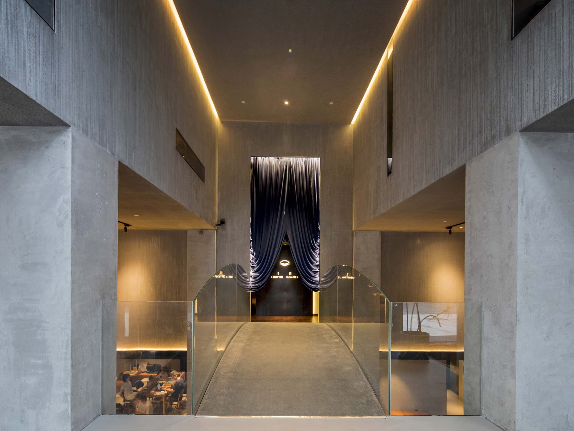 NEOBRIDGE Hotel / XING DESIGN-25