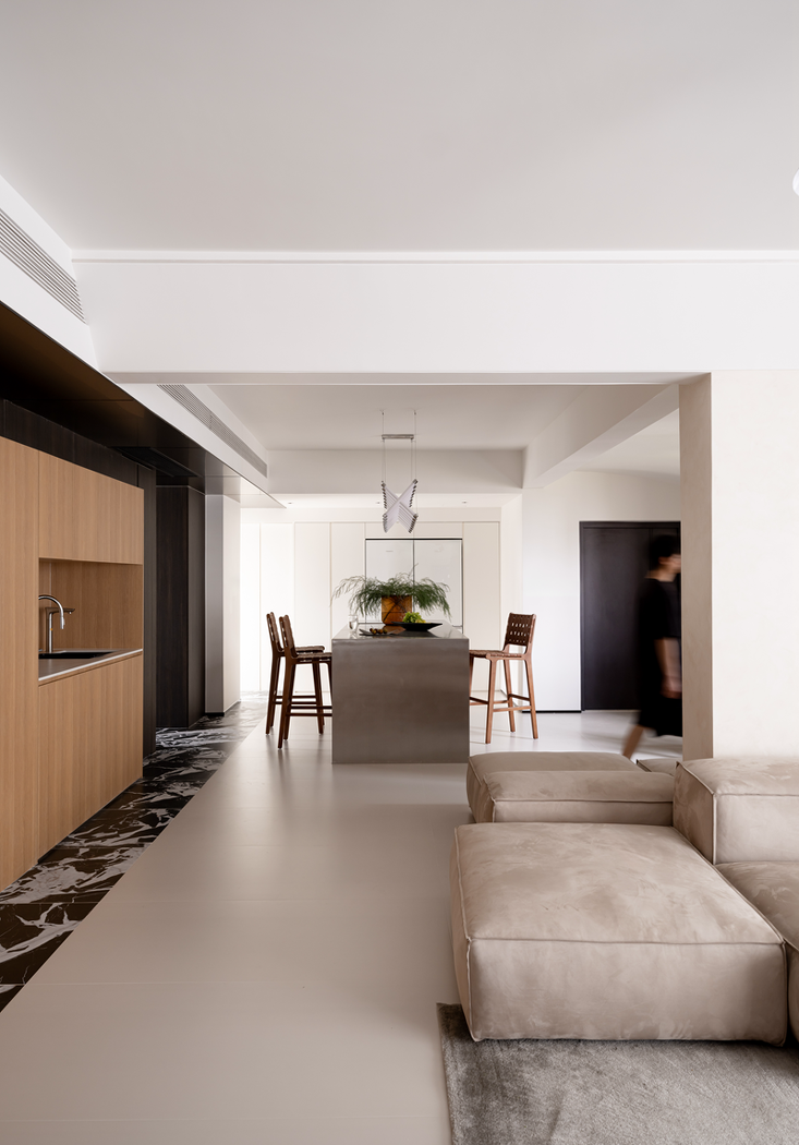 180m²现代风四口之家-8