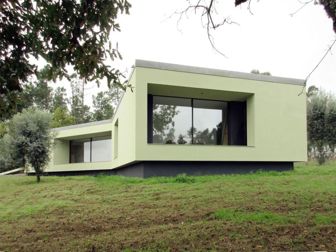 250 m²葡萄牙退休住宅-9