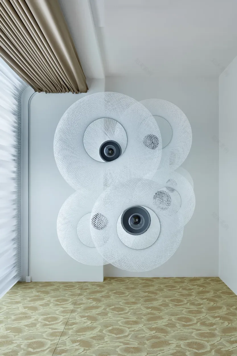 捷克布拉格 Objectum 设计的五彩斑斓的两居室复式公寓-14