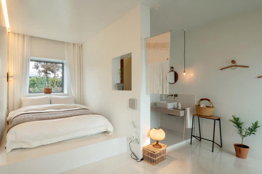 Simply rectangular Draindot guest house created by STARSIS + ilsang workroom as a uniquely shared island living space-8