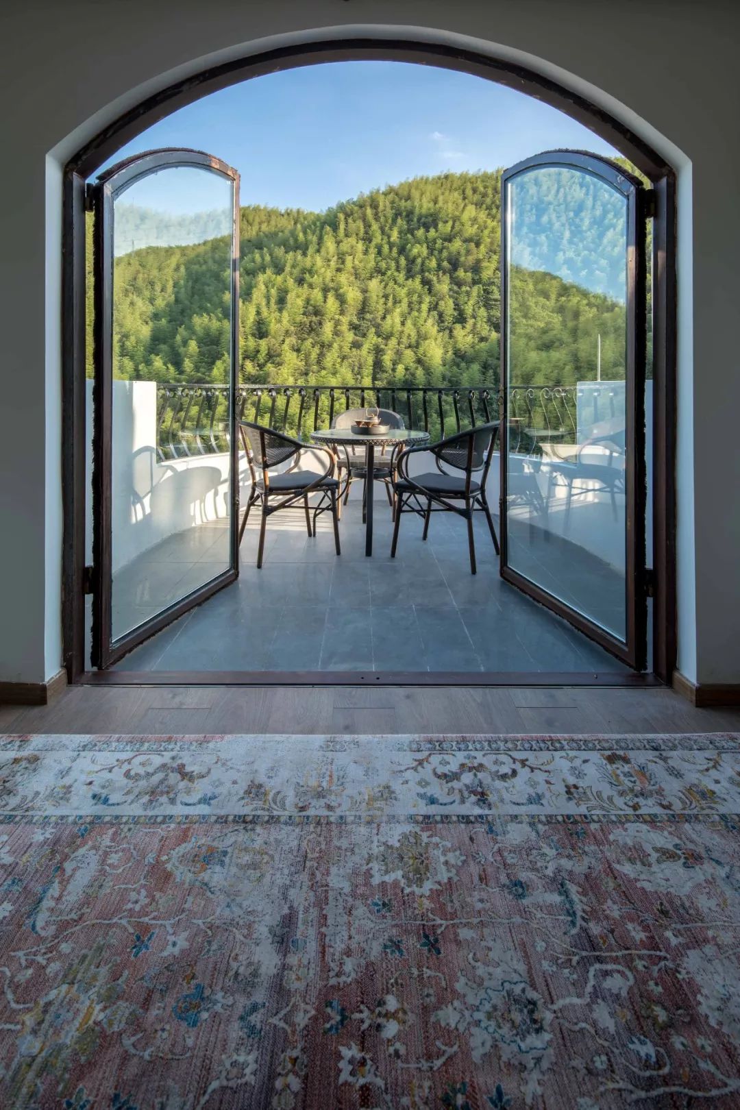 莫干山·云顶堡酒店 | 山地城堡的云朵奇想-47