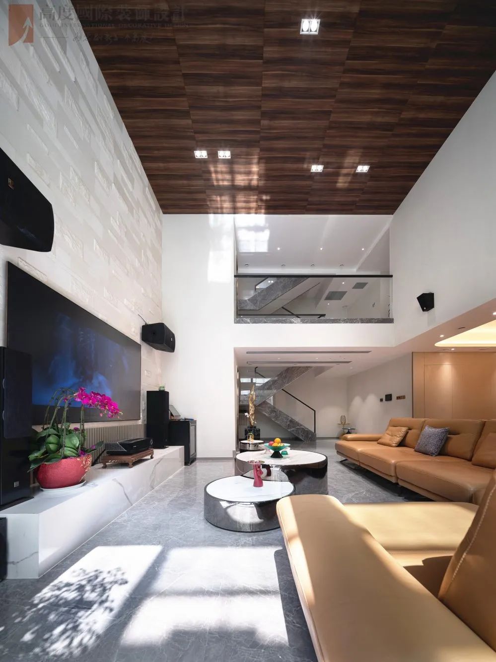 现代轻奢风格纯水岸别墅设计丨中国武汉丨高度国际装饰设计集团武汉公司-20