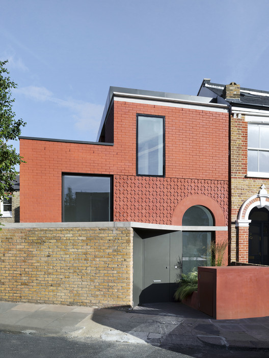 Red House  3144 Architects-1