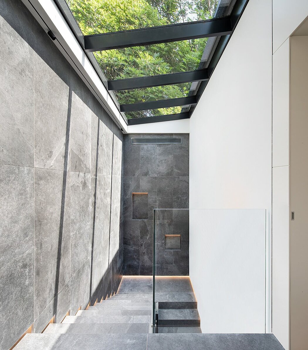 一栋别墅及其花园丨意大利米兰丨Barreca & La Varra-8