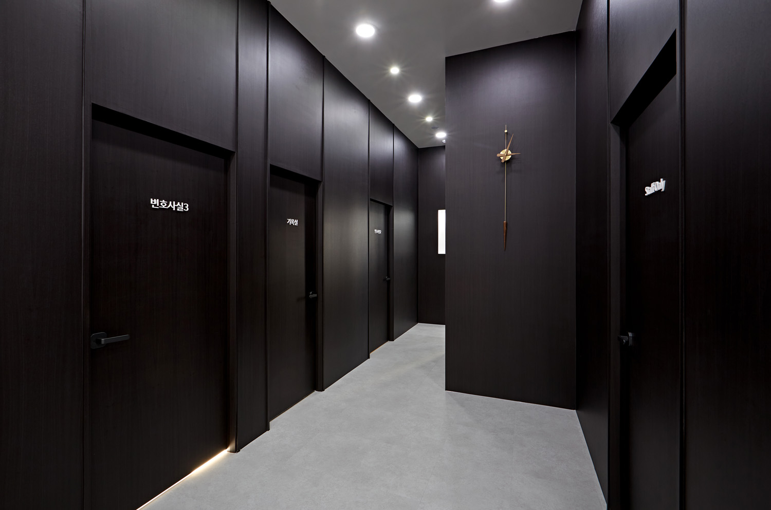 28 平极简黑白风格法律事务所室内设计-8