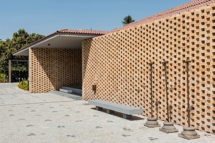 Urveel(树木环绕的印度热带住宅)-45