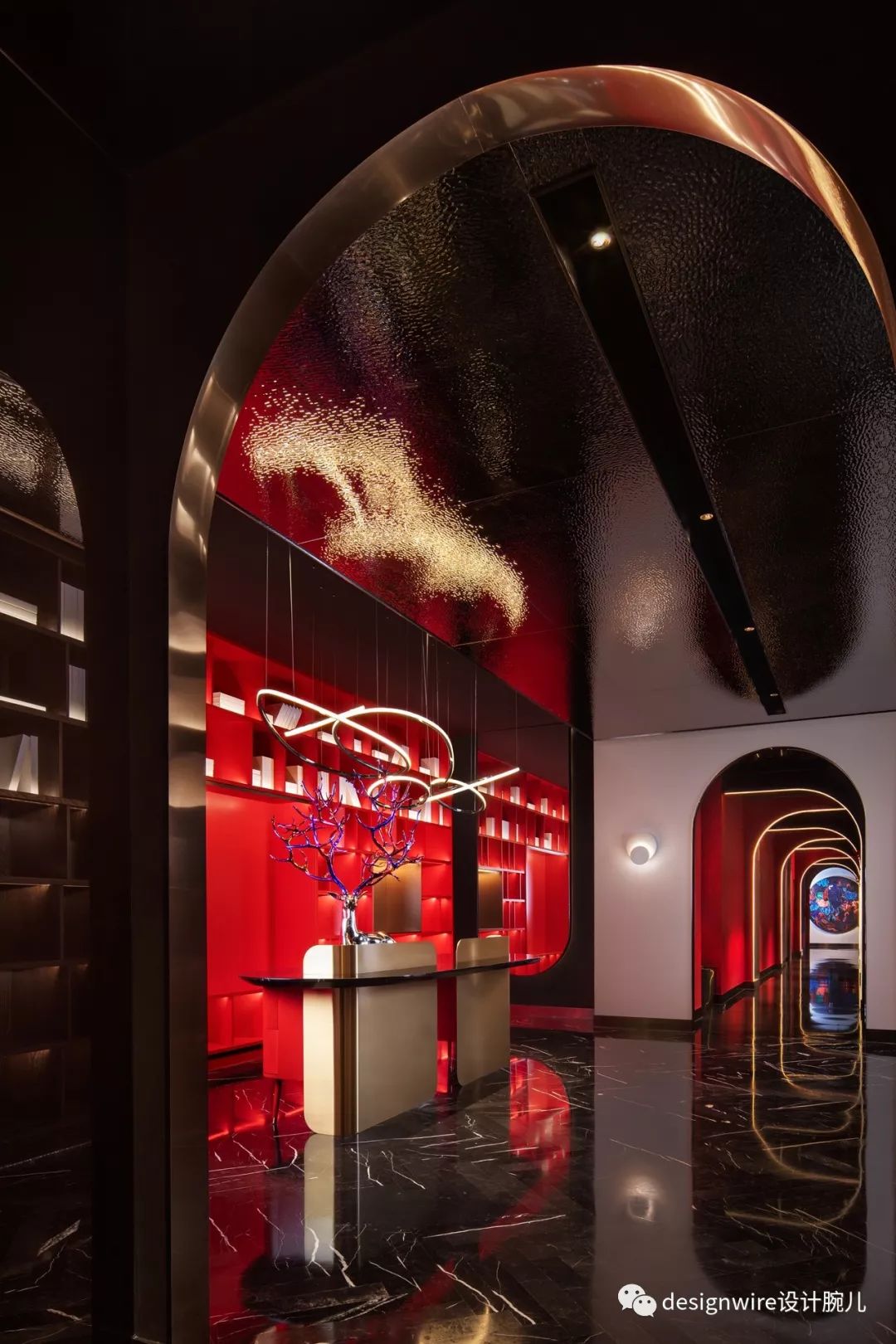 曾建龙打造花禾牛浦东店 | 红艳空间里的美学盛宴-10