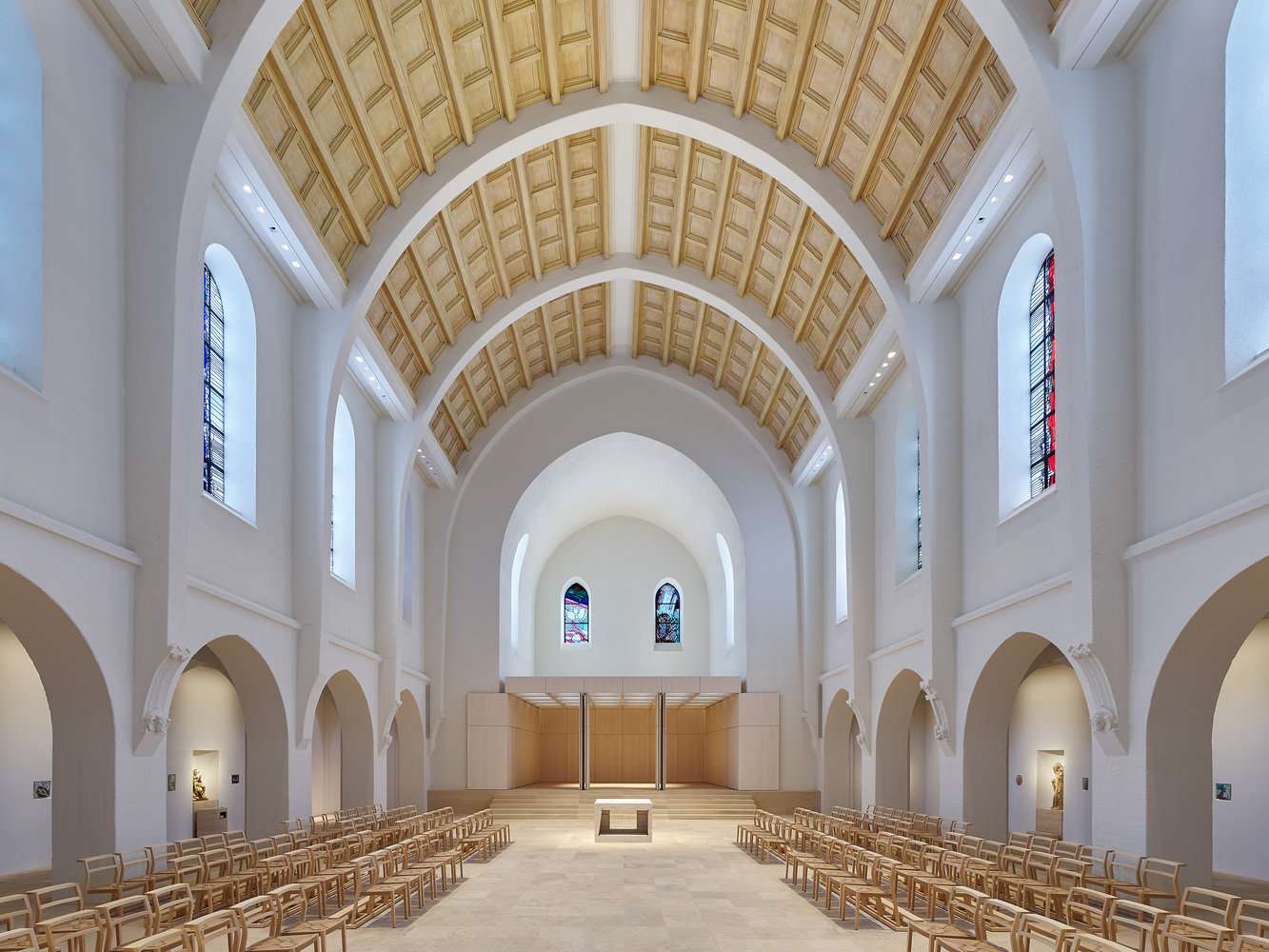 德国 St Fidelis 教堂 | 喧嚣中的宁静空间-39