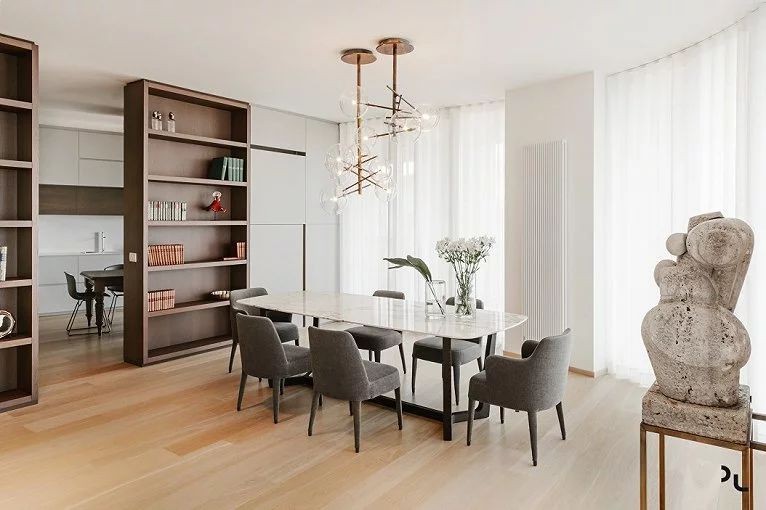 意大利简约大宅的柔和色调空间美学-20