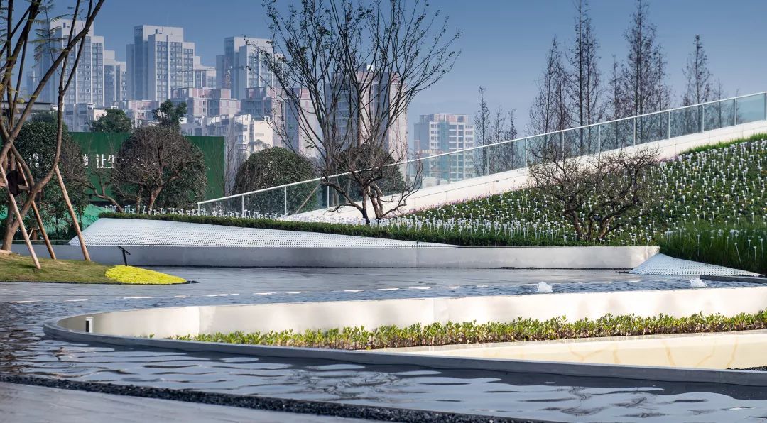 开放 开眼 开心| 绿地•万州城际空间站-38