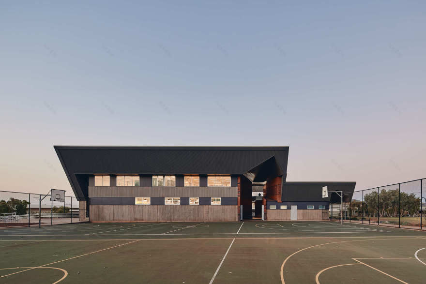 Karratha Senior High School Technical Learning Facilities / iredale pedersen hook architects-46