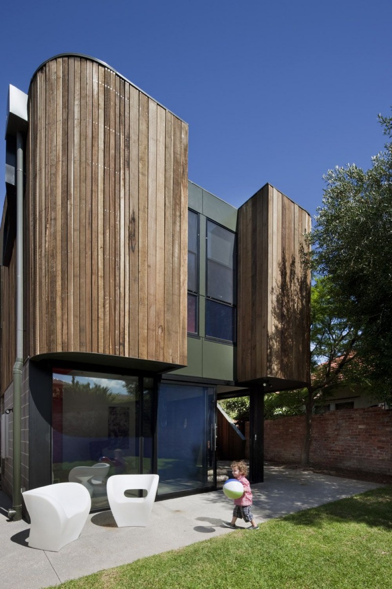 Ormond Esplanade House by Judd Lysenko Marshall Architects-7