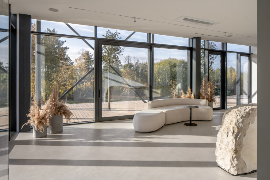 弗拉斯内地区销售办公室丨乌克兰基辅丨Kateryna Virovtseva等三人-15