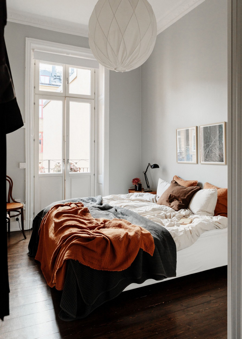 瑞典家庭公寓的明亮色彩与创意分区设计-18