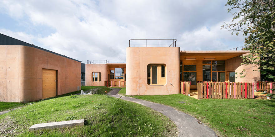 Pôle petite enfance aux couleurs locales - CoCo architectureCoCo architecture-7