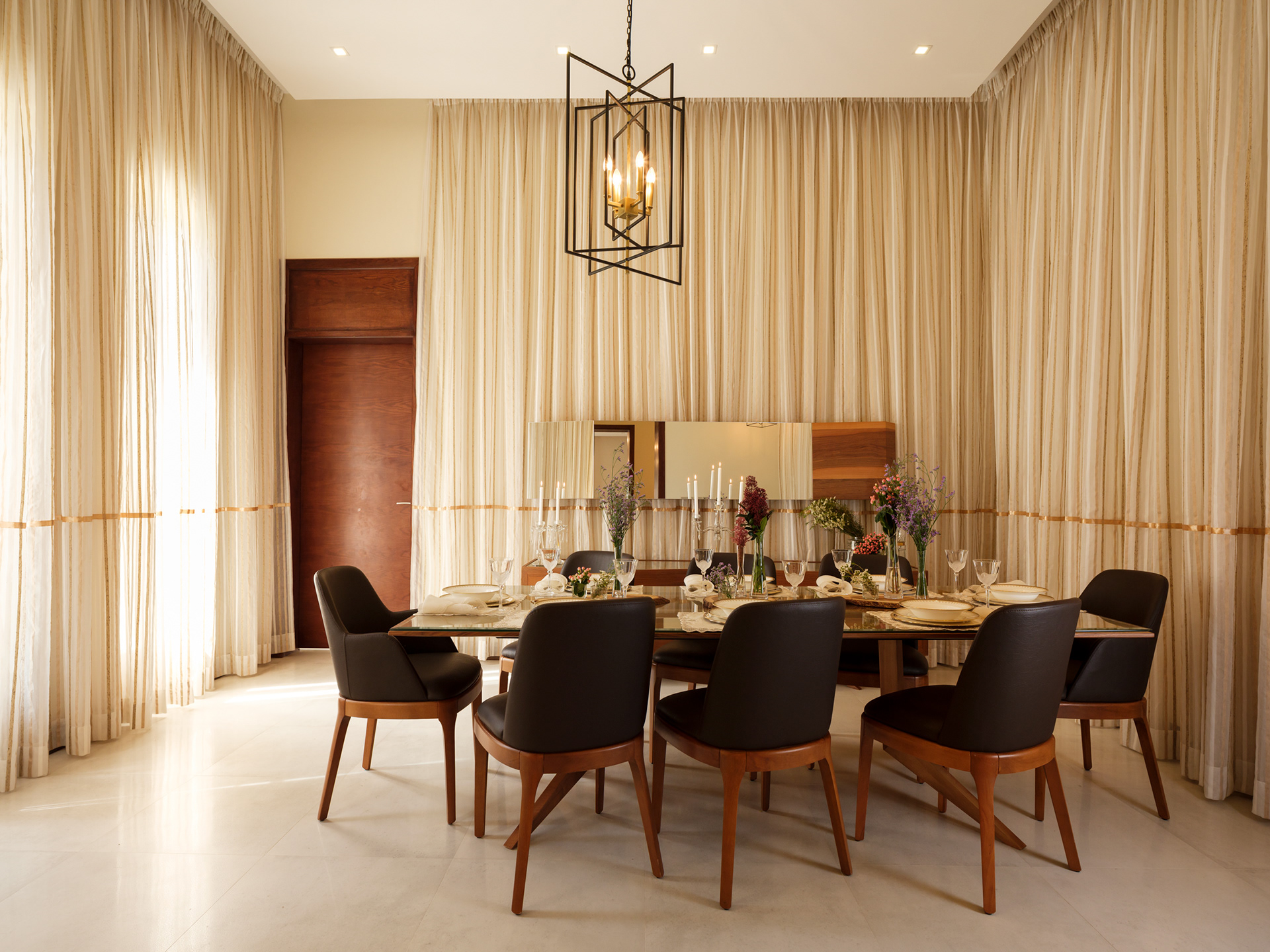 Dining Rooms by Villa Style Mohammad Taqi-2