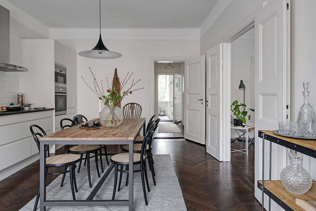 瑞典年轻家庭蓝橙公寓，呈现温馨海洋风格-13