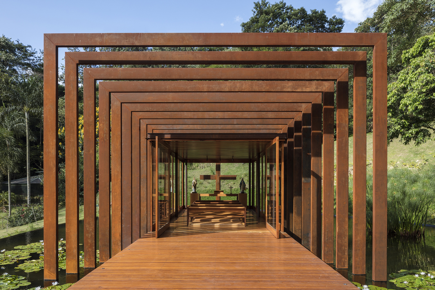 GN Chapel · 悬浮湖上的精神家园-17