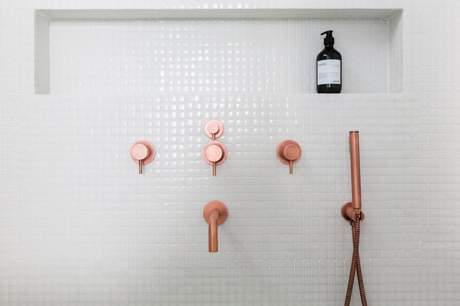 极简巴黎公寓 | 乔纳森·斯泰内展现原始材料与纯粹形态-15