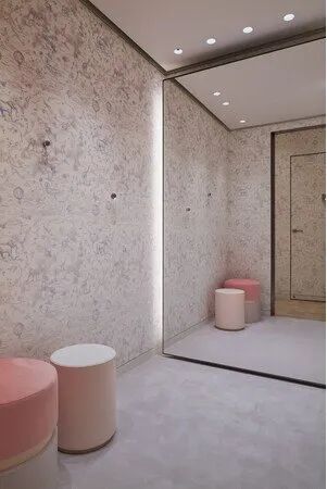 Baby Dior 银座首家精品店丨日本东京丨Cordelia de Castellane-13