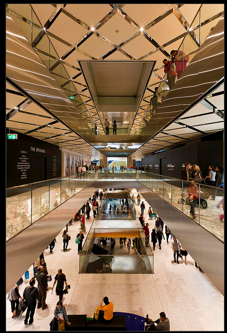 几十个超牛购物中心中庭方案-195