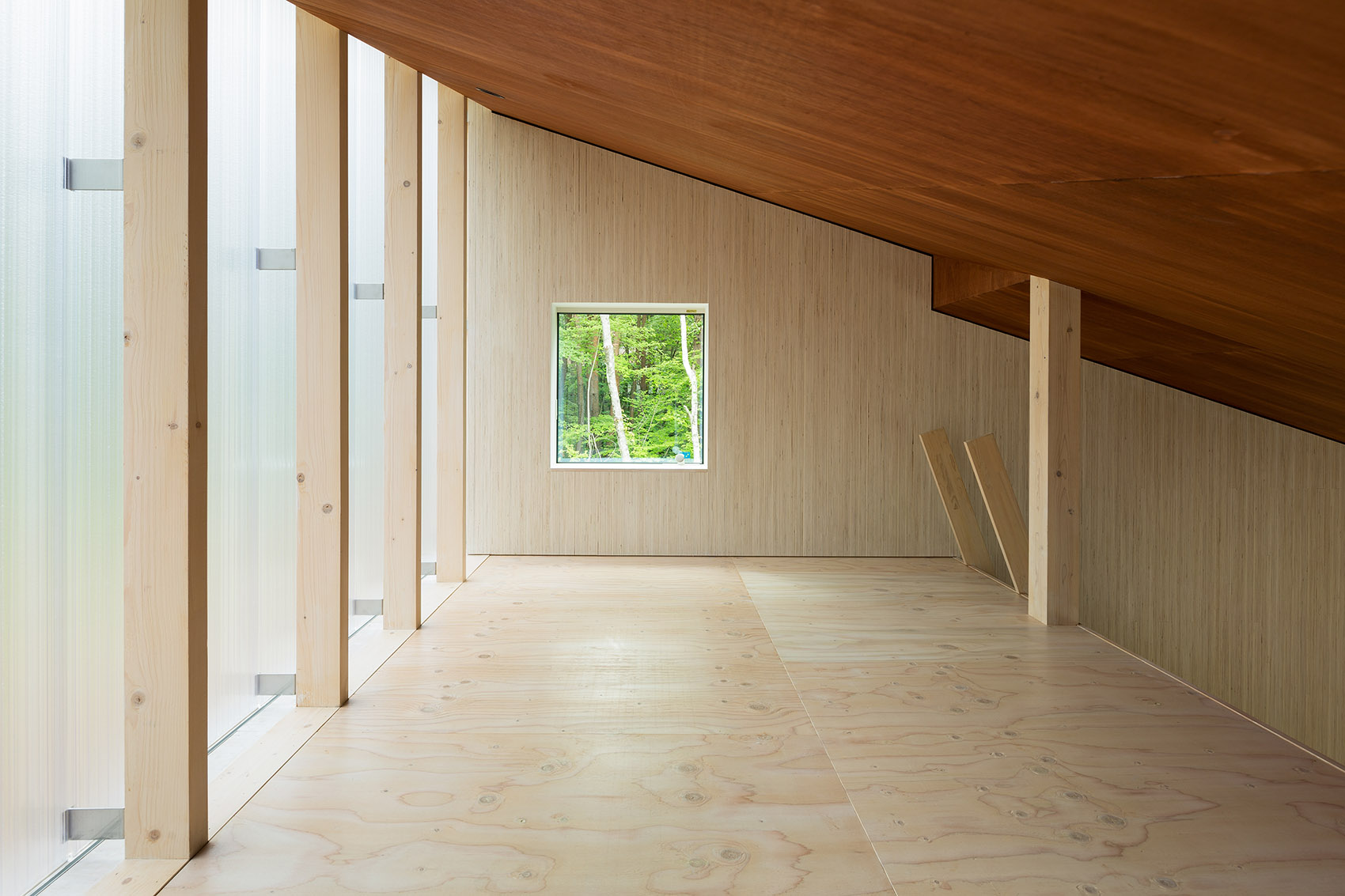 富士山上的折顶屋,日本 / Hiroki Tominaga – Atelier-20