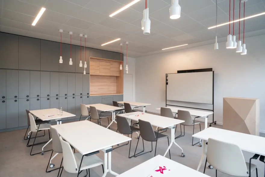 Space Refinery丨培训机构丨NXT·PRO Classroom Ghent-19