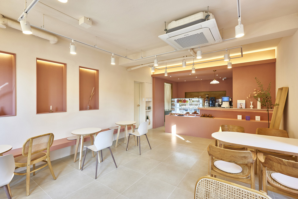 13 坪水原咖啡厅，粉红外观点亮空间设计-6