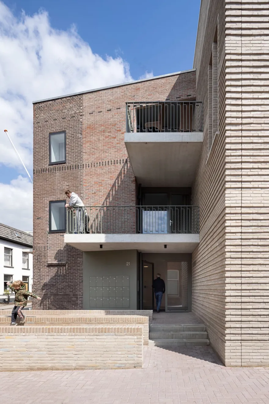 荷兰 Tiel 的 De Ark Tiel 公寓丨Zecc Architecten-23