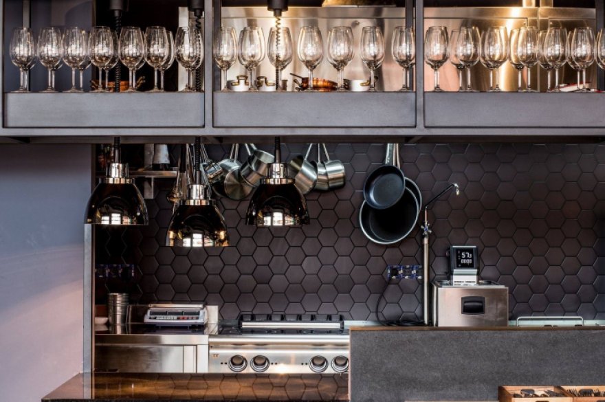 罗马尼亚烧烤餐厅概念店设计-8