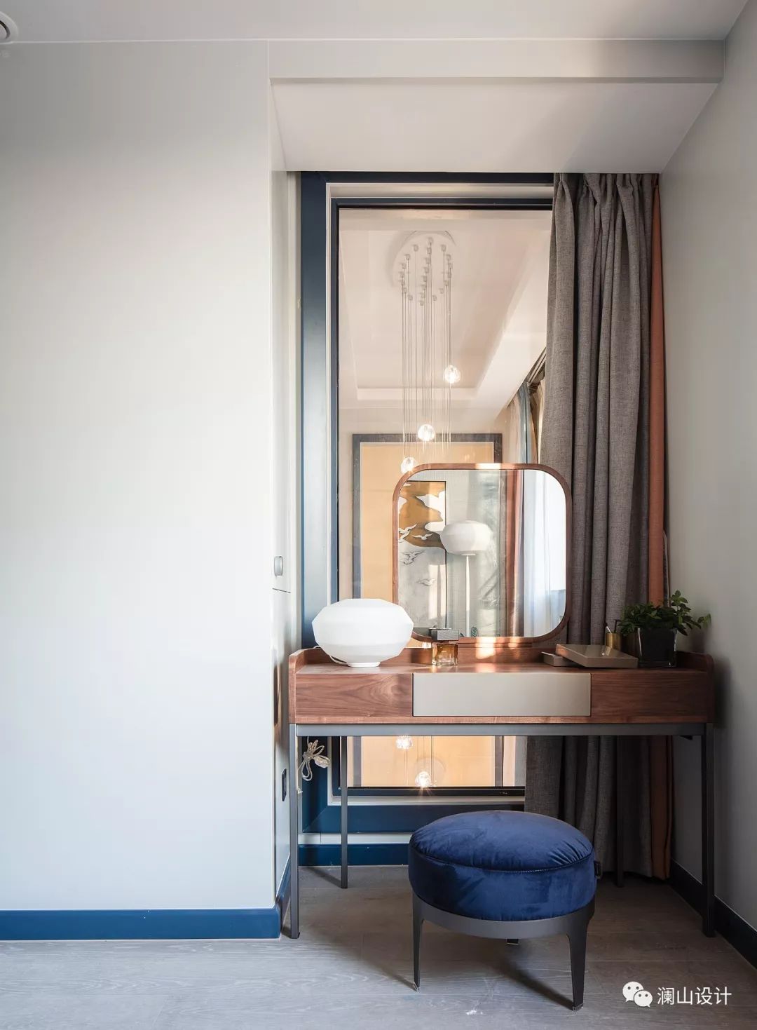 地下室华丽变身,蓝色魔力营造梦幻空间-31