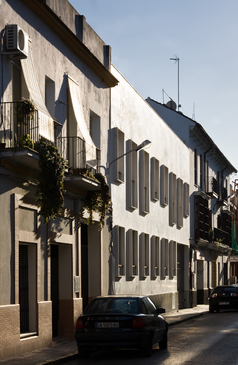圣卢卡尔历史中心的 9 套住宅丨Fernando Suárez Corchete-6