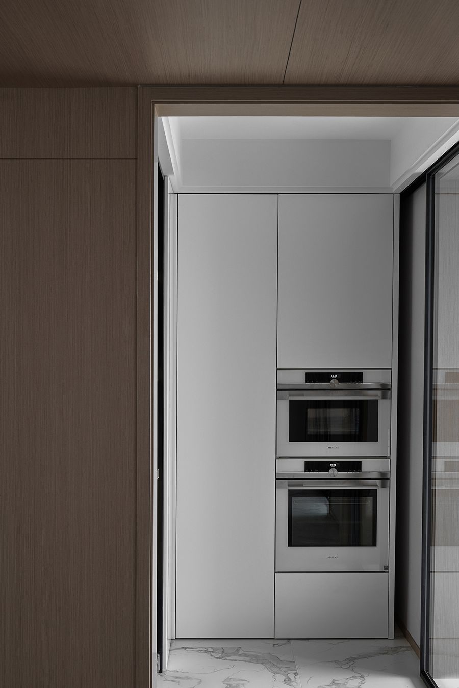 极简黑白灰,构建现代雅奢空间-46